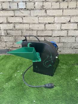 Измельчитель ИС-250E