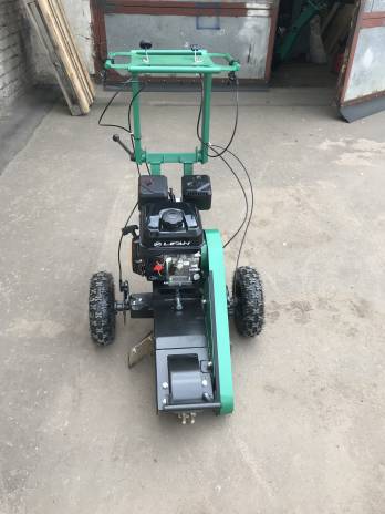 Измельчитель Пней IPS - 250